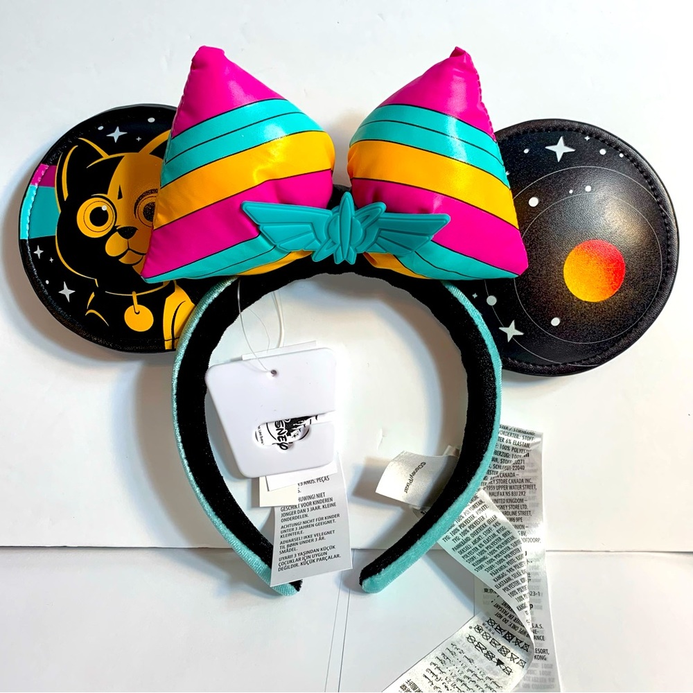 NWT. Buzz Lightyear ears. themed to Disney and Pixar's Lightyear.
